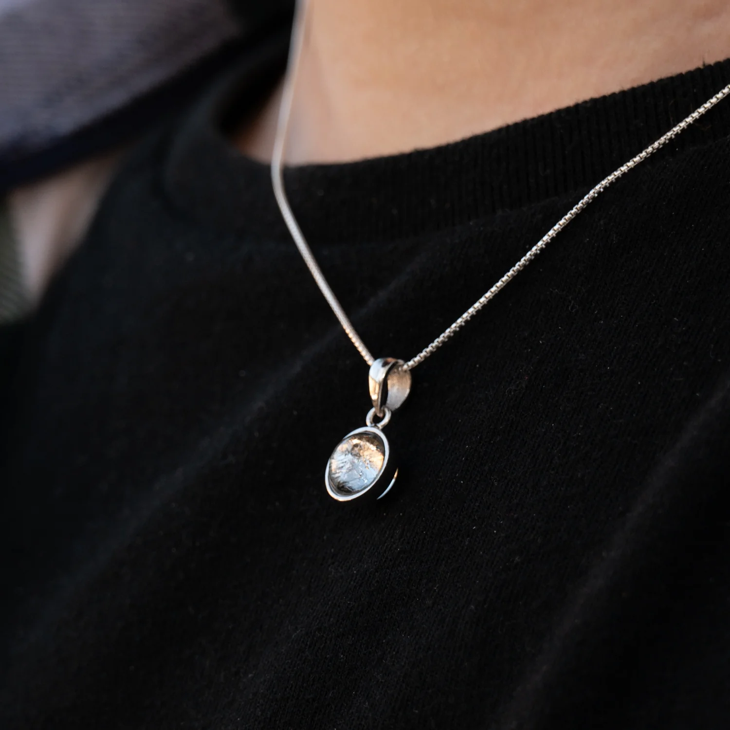 Muonionalusta Meteorite Pendant Necklace - Image 8